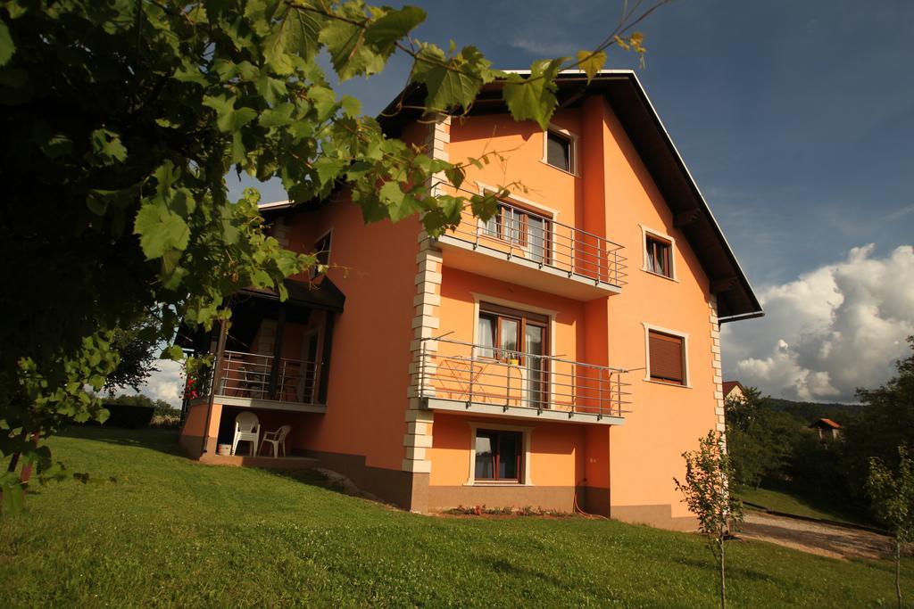 Rooms Markovic Otocac Exterior photo